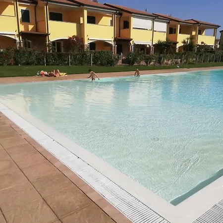 Anfiteatro Degli Oleandri Dom wakacyjny Badesi