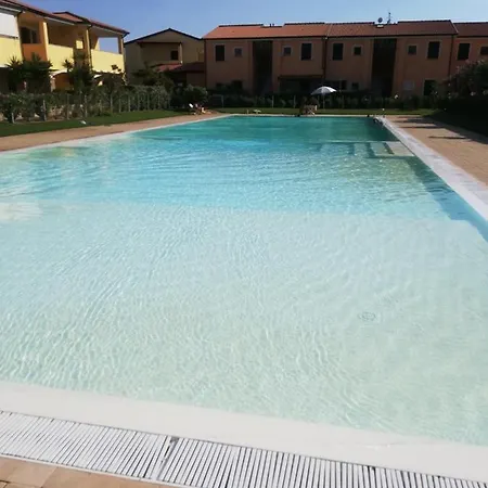 Anfiteatro Degli Oleandri
