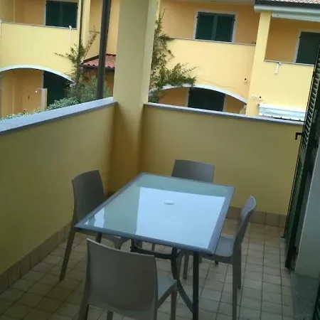 Anfiteatro Degli Oleandri * Badesi